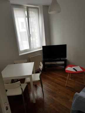 Suite Paris - proche centre - RDC
